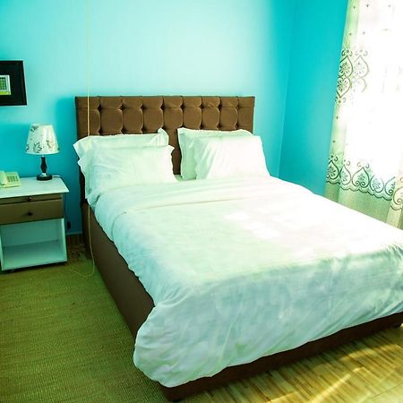 Asmorein Hotel Babati Bagian luar foto