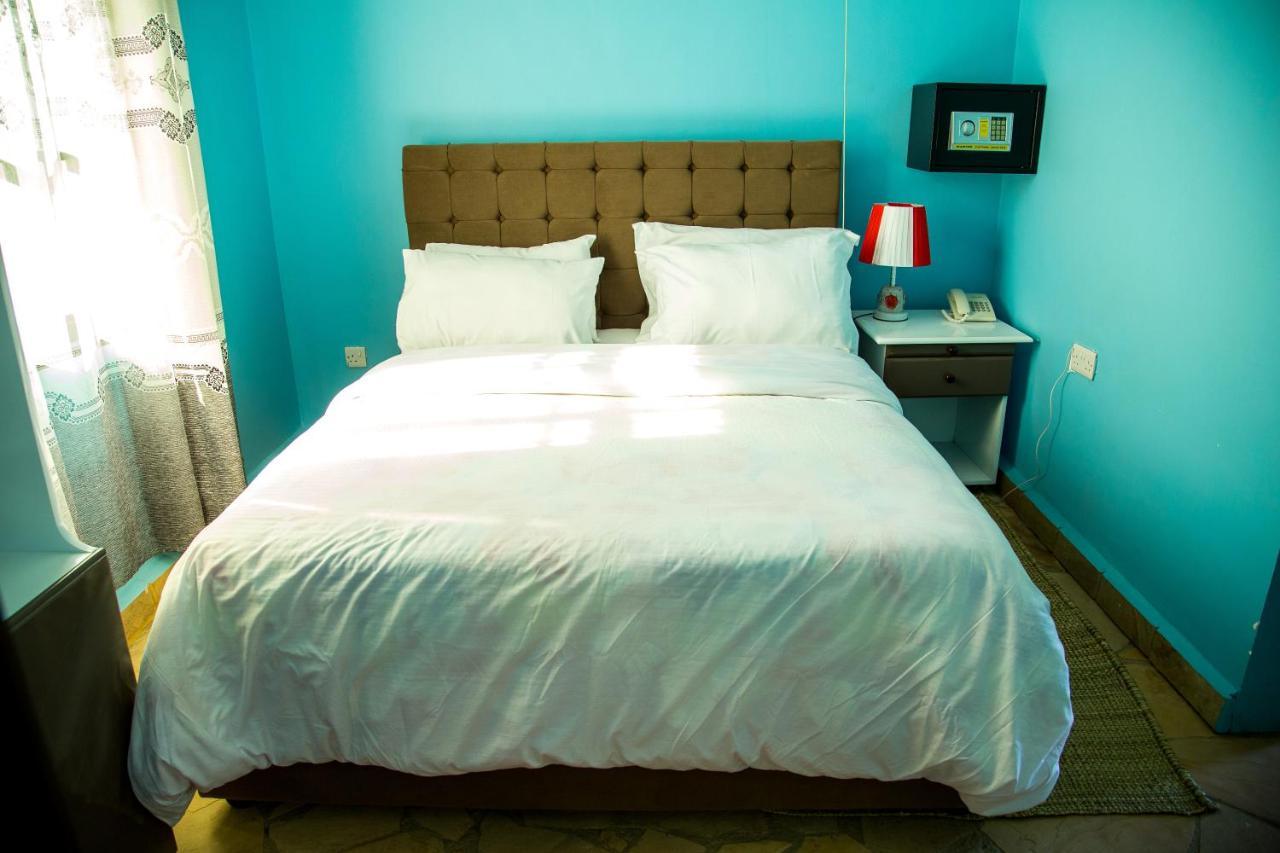 Asmorein Hotel Babati Bagian luar foto